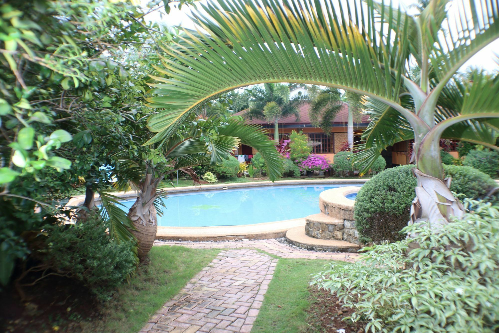 Zen Rooms Veraneante Resort Bohol パングラオ エクステリア 写真